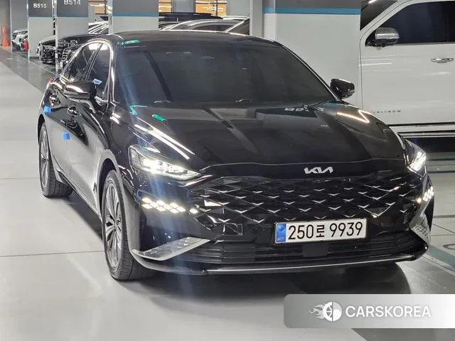 Kia K8 2024 Черный из Кореи