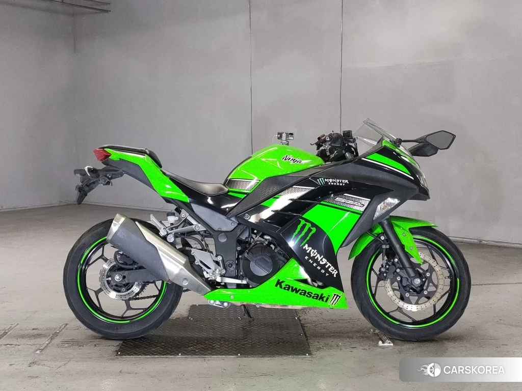 Проданный Kawasaki NINJA 250 2013 из Японии, фото 2