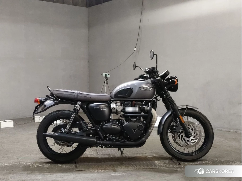 Проданный OTHER TRIUMPH T120 BONNEVILLE 2017 из Японии, фото 2