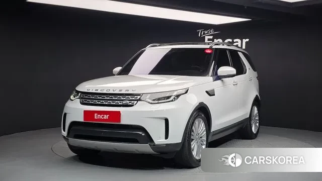 Land Rover Discovery 5 2018 Белый из Кореи