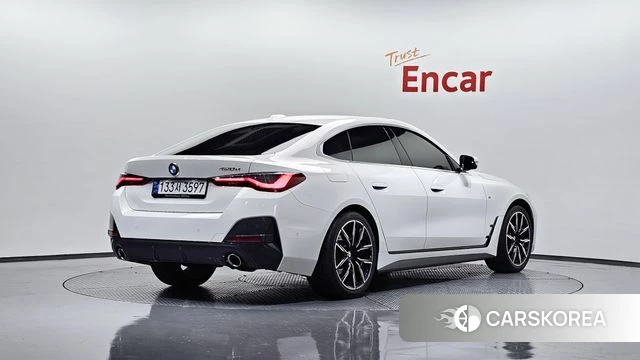 BMW 4 Series (G22) 2022 Белый из Кореи