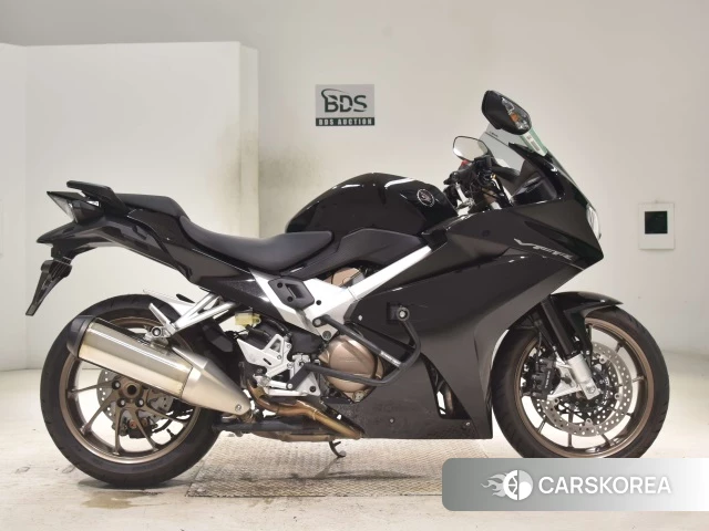 Проданный Honda VFR800F 2015 из Японии, фото 2