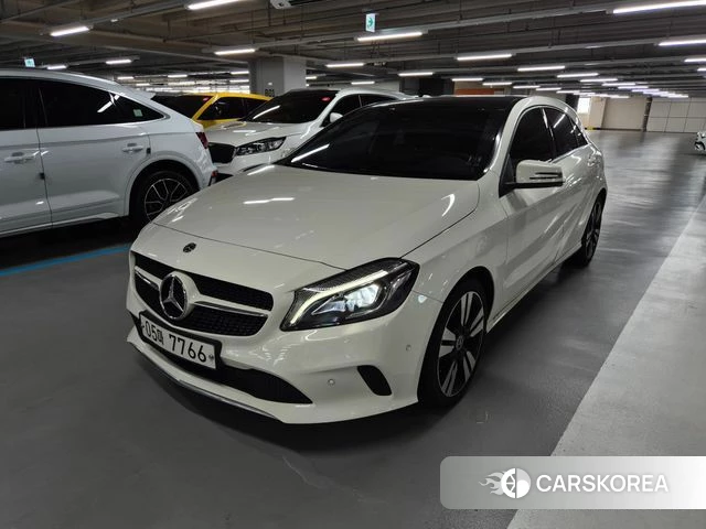 Mercedes-Benz A-Class W176 2018 Белый из Кореи
