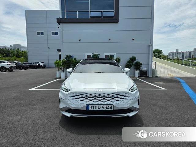 Kia K8 Hybrid 2023 Белый из Кореи