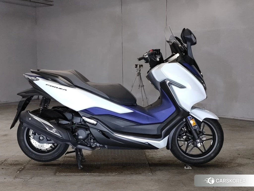 Проданный Honda FORZA 2018 из Японии