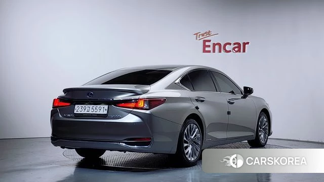 Lexus ES300h 7th generation 2021 Серый из Кореи