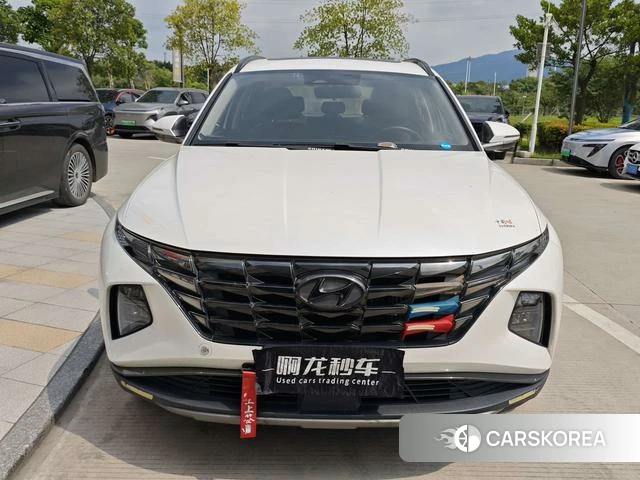 Hyundai Tucson 2021 Белый из Китая
