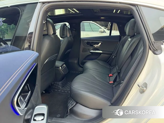 Mercedes-Benz EQE 2023 Белый из Китая