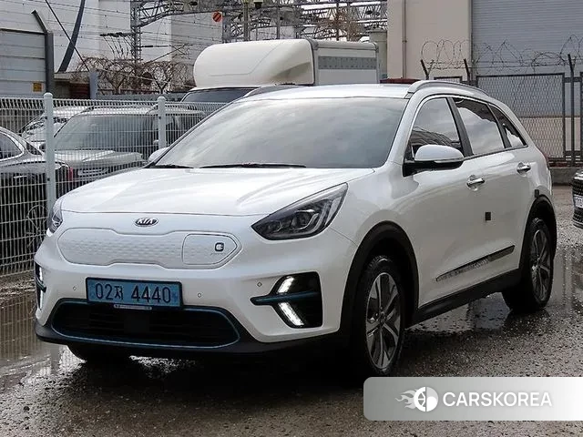 Kia Niro EV 2018 Белый из Кореи