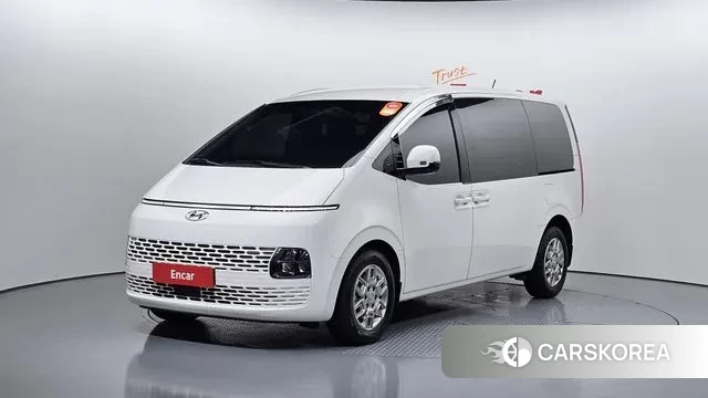 Hyundai Staria 2023 Белый из Кореи