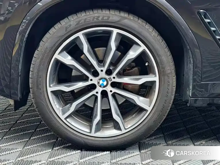 BMW X3 2022 Silver/gray из Китая