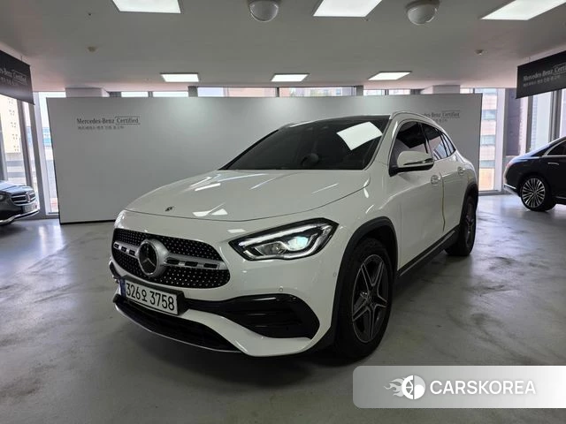 Mercedes-Benz GLA - Class H247 2023 Белый из Кореи