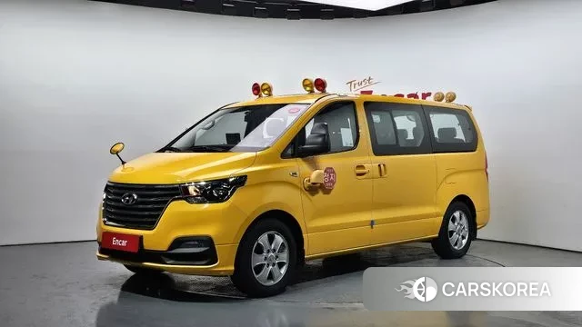 Hyundai The New Grand Starex 2019 Желтый из Кореи