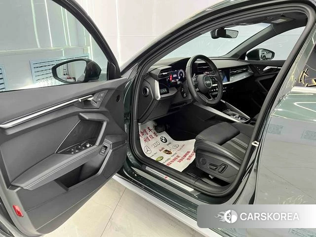 Audi A3 2023 Зеленый из Китая