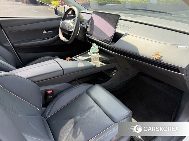 Dark blue car Dark blue SL03 2023 Белый из Китая