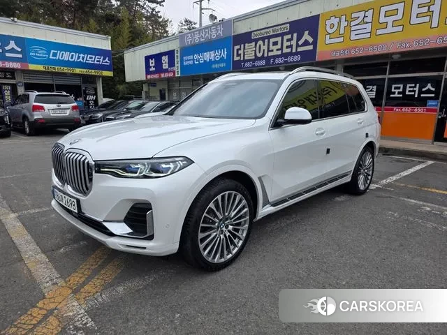BMW X7 (G07) 2021 Белый из Кореи