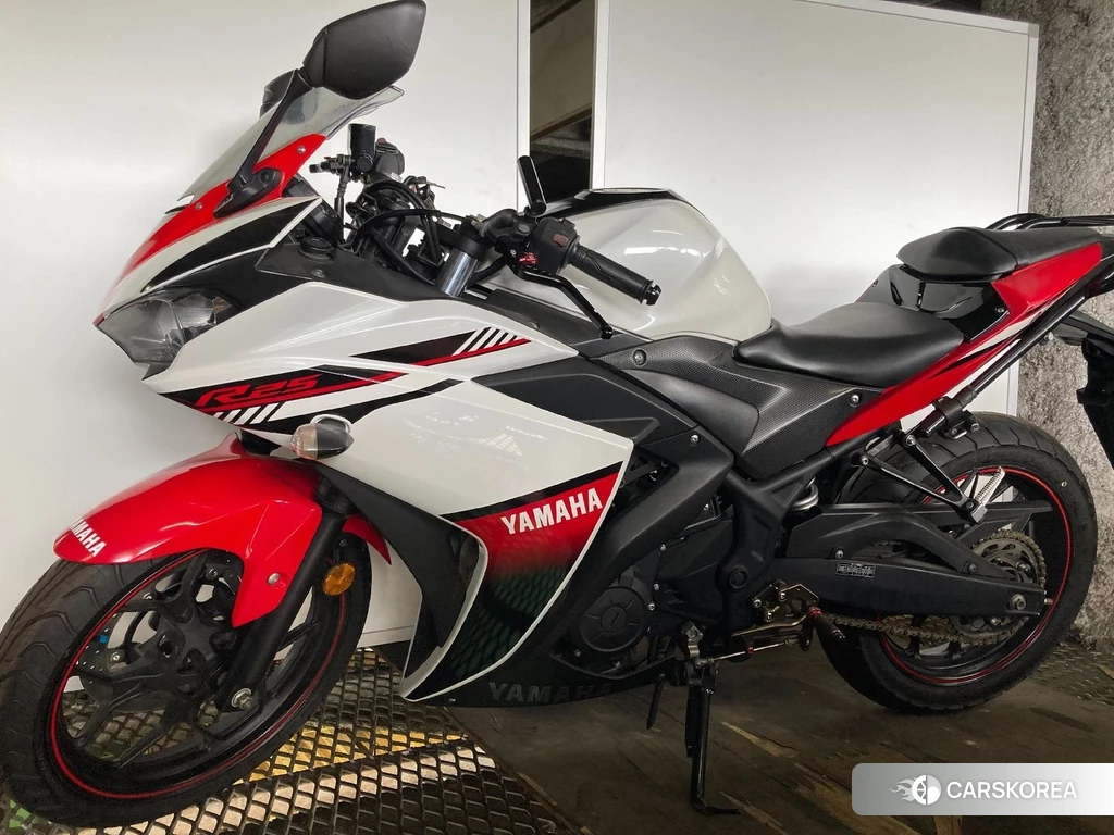 Проданный Yamaha YZF-R25 2016 из Японии