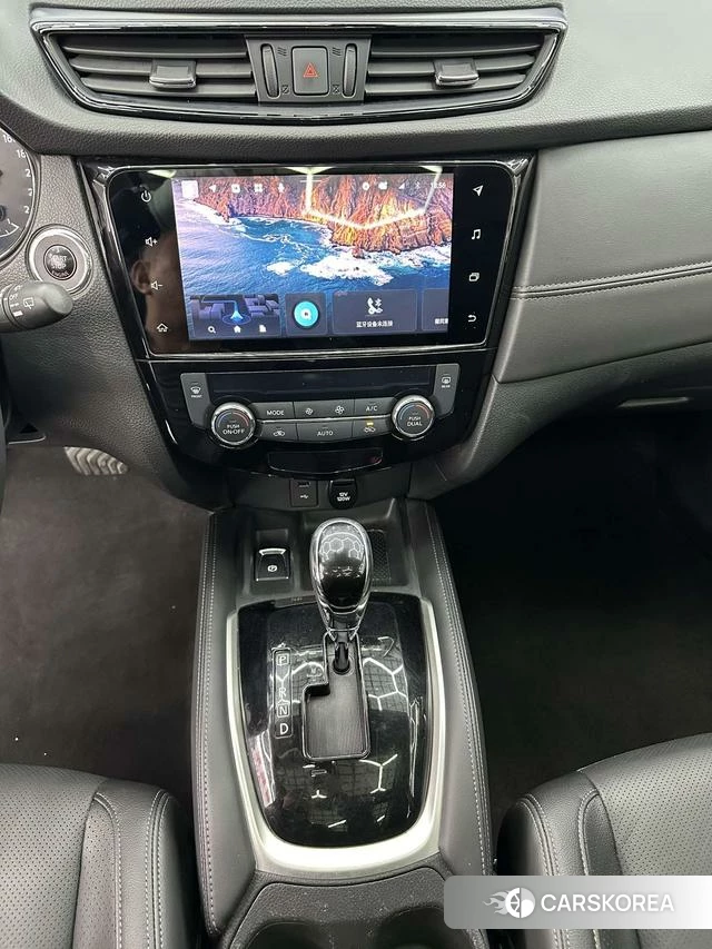 Nissan Qijun 2023 Белый из Китая