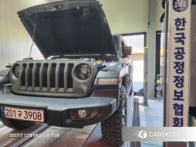 Jeep Wrangler (JL) 2023 Серый из Кореи