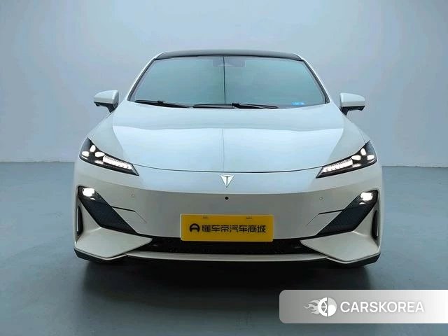 Dark blue car Dark blue SL03 2025 Белый из Китая