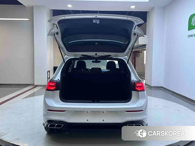 Volkswagen Golf 2022 Белый из Китая