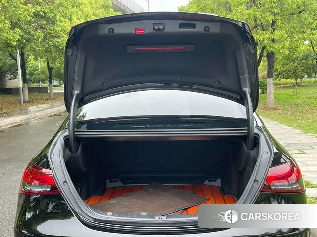 Mercedes-Benz E-class 2023 Черный из Китая