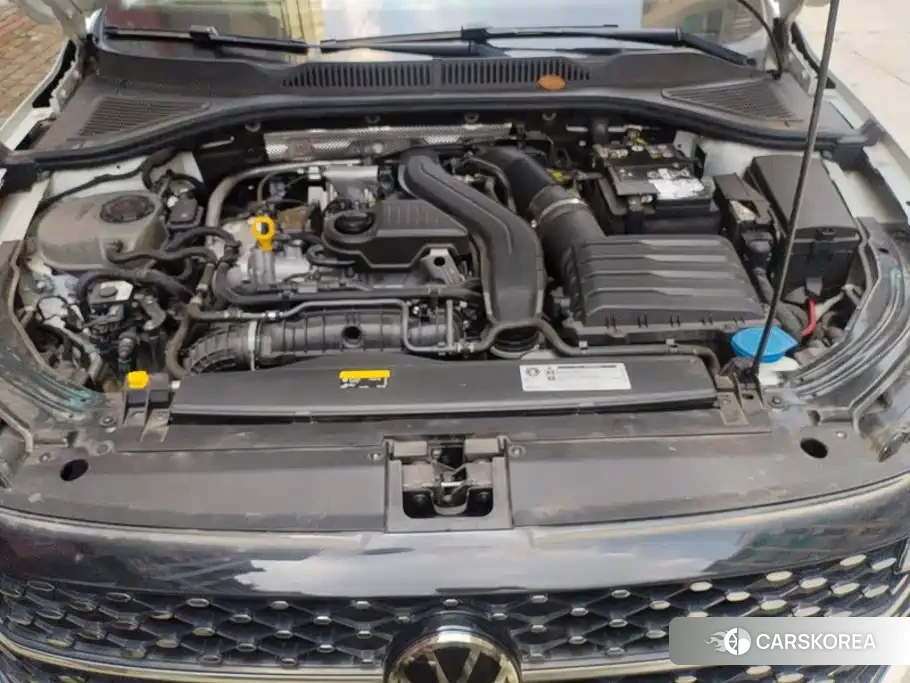 Volkswagen Lavida 2024 Белый из Китая