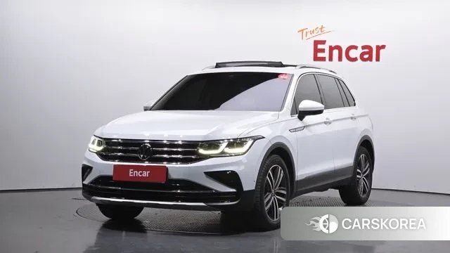 Volkswagen Tiguan second Generation 2022 Белый из Кореи