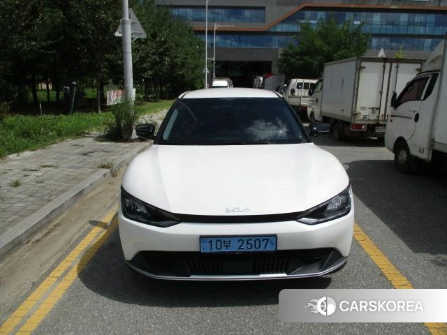 Kia EV6 2022 Белый из Кореи
