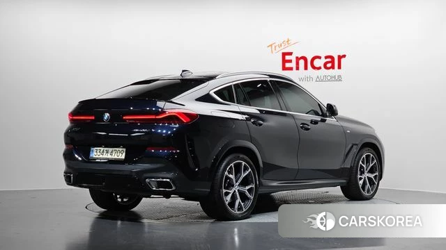 BMW X6 (G06) 2023 Черный из Кореи