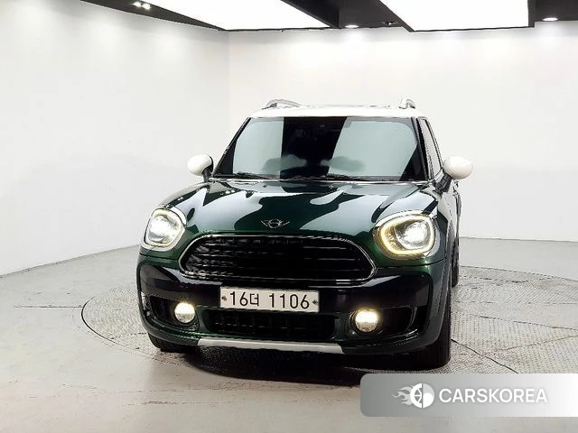 Mini Cooper D Countryman 2018 Темно-зеленый из Кореи
