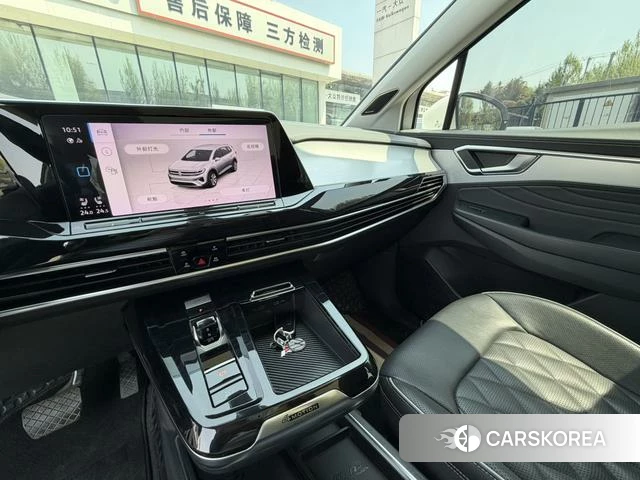 Volkswagen Lanjing 2022 Белый из Китая
