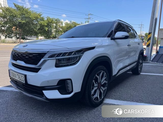 Kia Seltos 2021 Белый из Кореи