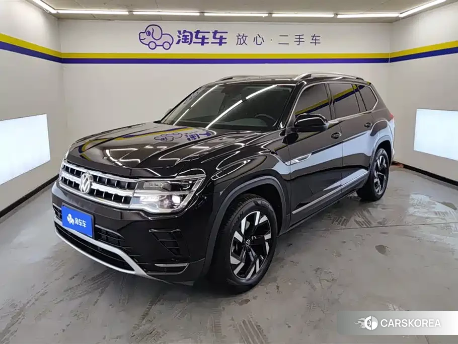 Volkswagen Tourang 2021 Черный из Китая, фото 2