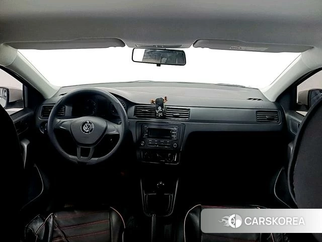 Volkswagen Santana 2021 Белый из Китая