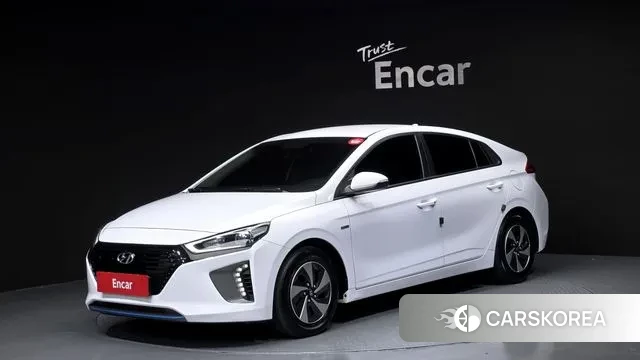 Hyundai Ionic Hybrid 2018 Белый из Кореи