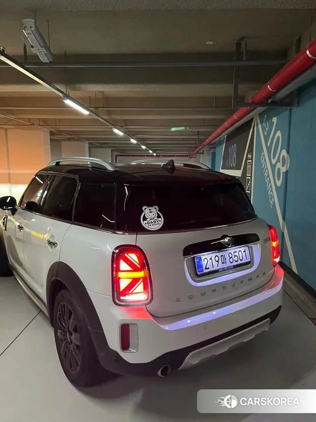 Mini Cooper Countryman 2023 Белый из Кореи