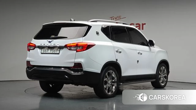 Ssangyong G4 Rexton 2018 Белый из Кореи