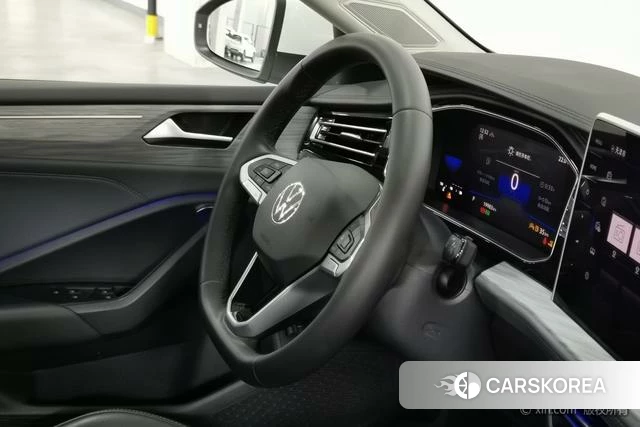 Volkswagen Sagitar 2024 Белый из Китая