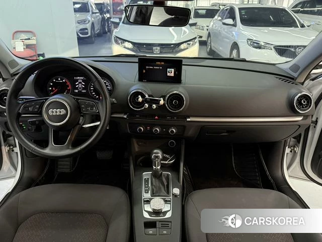 Audi A3 2020 Белый из Китая