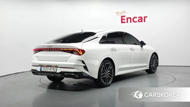 Kia K5 3rd generation 2023 Белый из Кореи