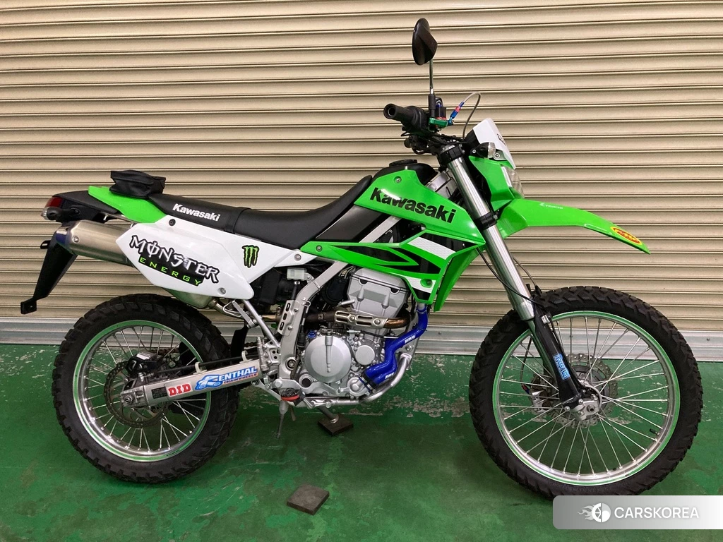 Проданный Kawasaki KLX250 2015 из Японии