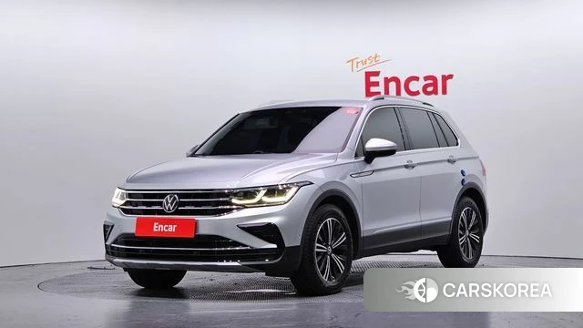 Volkswagen Tiguan second Generation 2022 Серебряный из Кореи