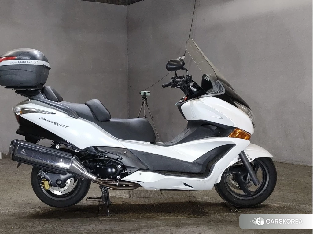 Проданный Honda SILVER WING 400 GT 2010 из Японии