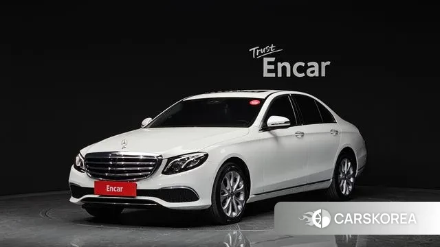 Mercedes-Benz E-Class W213 2019 Белый из Кореи
