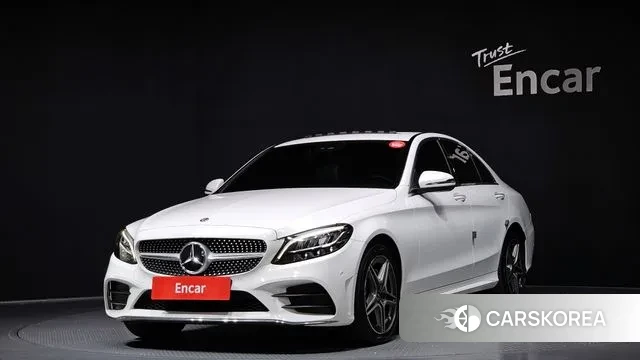 Mercedes-Benz C-Class W205 2019 Белый из Кореи