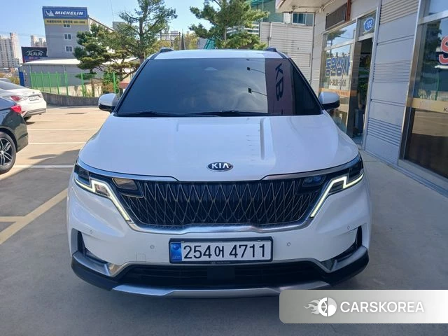 Kia Carnival 4th generation 2021 Жемчужный цвет из Кореи