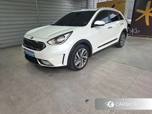 Kia Niro 2018 Белый из Кореи