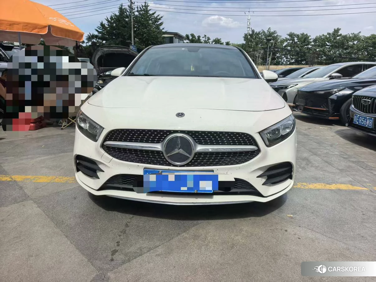Mercedes-Benz Class A 2021 Белый из Китая