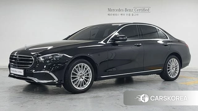 Mercedes-Benz E-Class W213 2023 Черный из Кореи